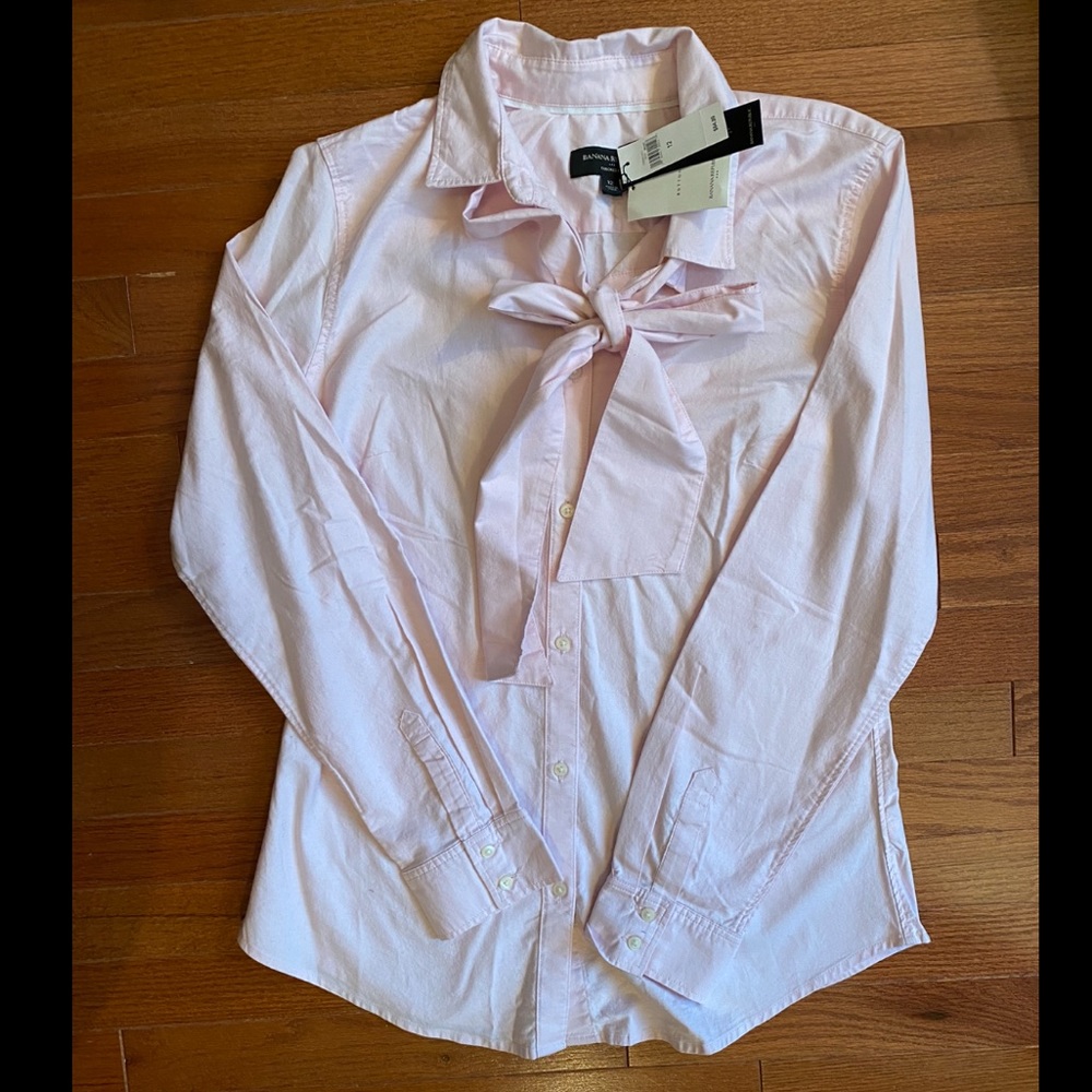 Button Down Banana Republic Shirt NWT